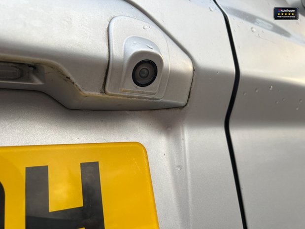 Ford Transit Connect AUTO SWB L1H1 Limited 200 Alloys Camera Sensors EURO 6 NO VAT 11