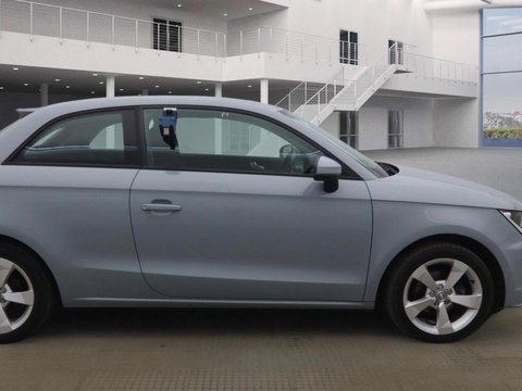 Audi A1 1.0 TFSI Sport Euro 6 (s/s) 3dr (Nav) 4