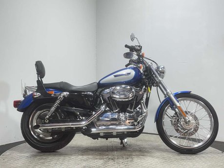Harley-Davidson Sportster XL 1200 C 2011 ONLY 8K MOT STUNNING CRUISER BIKE 1200CC