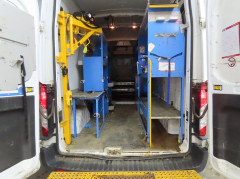 Ford Transit 2.0 350 EcoBlue FWD L2 H3 Euro 6 5dr 8