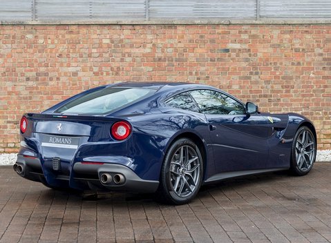 Ferrari F12 Berlinetta 7