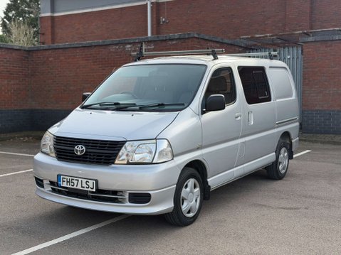 Toyota Hiace 2.5 Hiace 280 D-4D 95 SWB 3