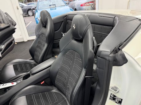 Ferrari California California T 44