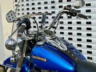 Harley-Davidson Softail 1690 Heritage Classic Custom Cruiser 25