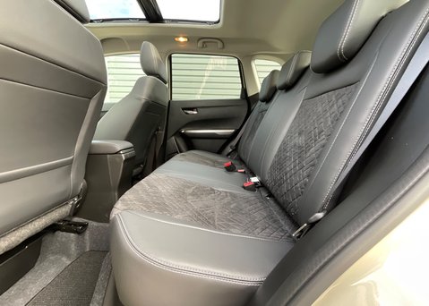 Suzuki Vitara Ultra Allgrip 1.4 mild hybrid 17