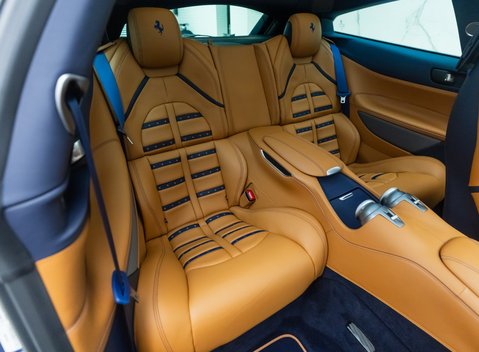 Ferrari GTC4 Lusso V12 16