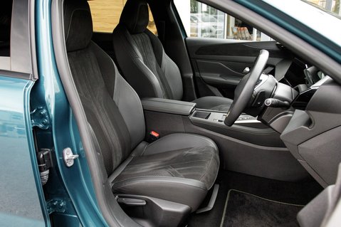 Peugeot 408 PURETECH S/S GT 34