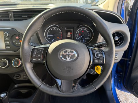 Toyota Yaris VVT-I ICON 12