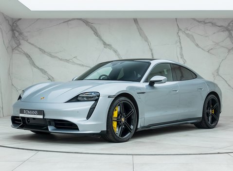 Porsche Taycan Turbo 1