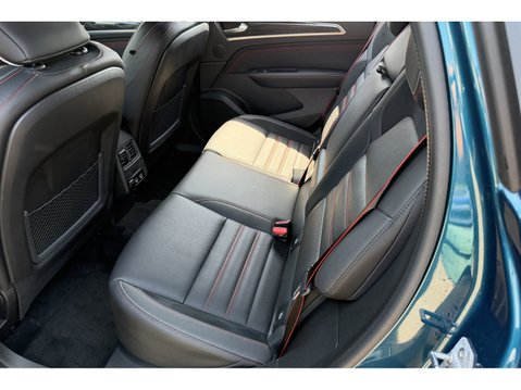Renault Arkana 1.6 E-TECH Hybrid 145 R.S. Line 5dr Auto 38
