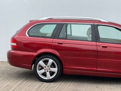 Jaguar X-Type 2.2 X-Type SE Auto 5dr 9