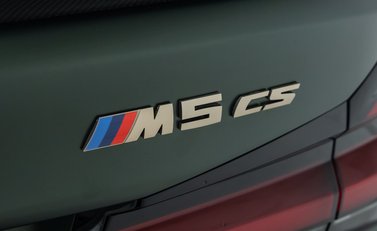 BMW M5 CS 42