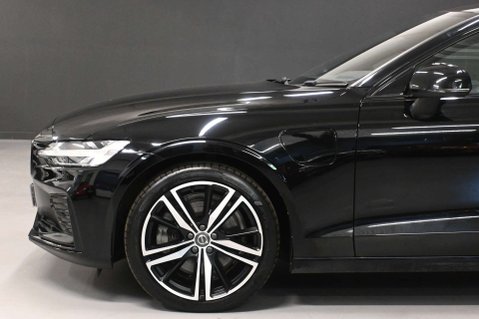 Volvo V60 2.0 V60 R-Design T6 Recharge AWD Auto 4WD 5dr 19