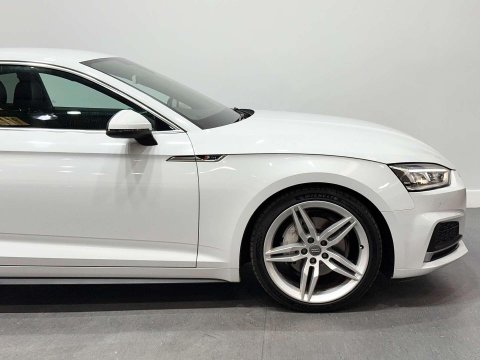 Audi A5 2.0 TDI S line Coupe 2dr Diesel S Tronic quattro Euro 6 (s/s) (190 ps) 17
