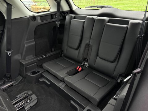 Land Rover Discovery Sport 2.0 TD4 SE Tech Auto 4WD Euro 6 (s/s) 5dr 17