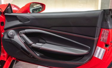 Ferrari F8 Tributo 10