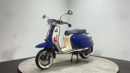 Royal Alloy GP AC 2019 ONLY 168 MILES NEW MOT CUSTOM SCOOTER 125CC LEARNER 5