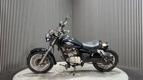 Suzuki Marauder GZ 1999 20K RUNNING PROJECT BIKE SPARES OR REPAIR 125CC 4