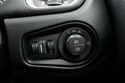 Jeep Renegade M-JET DESERT HAWK 35