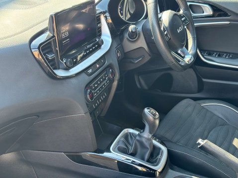 Kia Ceed 1.5 Ceed GT-Line ISG 5dr 25