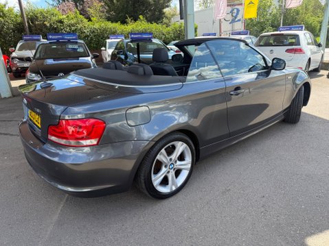 BMW 1 Series 2.0 118i Exclusive Edition Euro 5 (s/s) 2dr 22