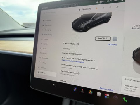 Tesla Model 3 Saloon 4dr Electric Auto RWD (241 bhp) 38