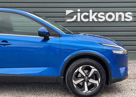 Nissan Qashqai DIG-T N-CONNECTA MHEV 5