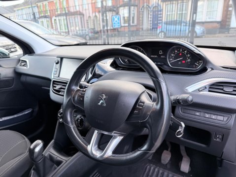 Peugeot 208 1.2 PureTech Allure Euro 6 5dr 18