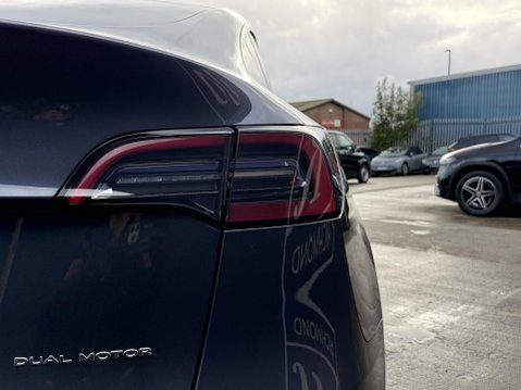 Tesla Model Y (Dual Motor) Long Range SUV 5dr Electric Auto 4WDE (384 bhp) 19