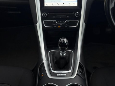 Ford Mondeo 1.5 TDCi ECOnetic Zetec Euro 6 (s/s) 5dr 46