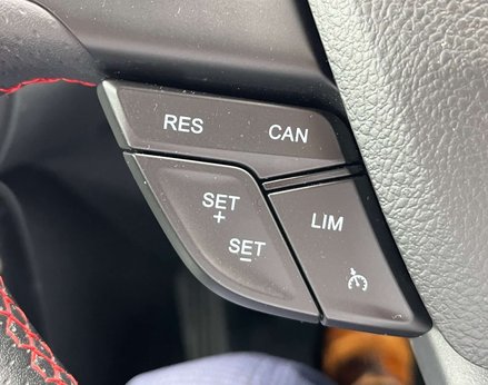 Ford Ecosport 1.0 EcoSport ST-Line 5dr 51