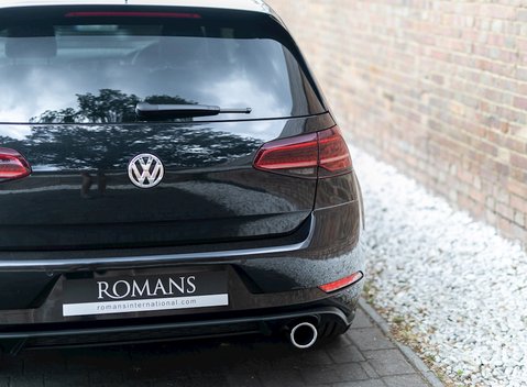 Volkswagen Golf GTI 20