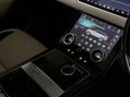 Land Rover Range Rover Velar R-DYNAMIC SE 17