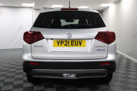 Suzuki Vitara SZ-T BOOSTERJET MHEV 8