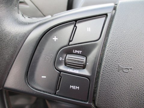 Citroen Grand C4 Spacetourer 1.5 BlueHDi Live Euro 6 (s/s) 5dr 36