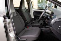 Volkswagen Up BASE 27