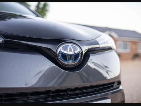 Toyota C-HR 1.8 C-HR Excel HEV CVT 5dr 12