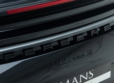 Porsche 911 Turbo S (992) 40