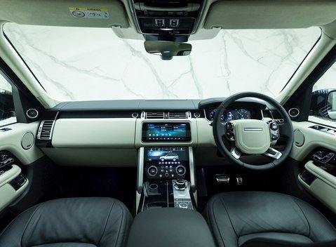 Land Rover Range Rover D300 Westminster Black Edition 16