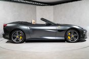 Ferrari Portofino FULL FSH. PASSENGER DISPLAY. SPORTS EXHAUST. MAGNERIDE SUSPENSION. 7