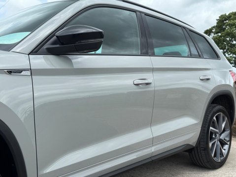 Skoda Kodiaq 2.0 TDI SportLine DSG 4WD Euro 6 (s/s) 5dr (7 Seat) 11