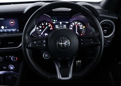 Alfa Romeo Stelvio 2.0 Stelvio Sprint TB AWD Auto 4WD 5dr 19