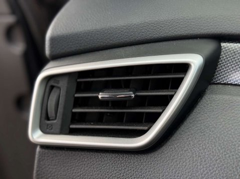 Nissan X-Trail 1.6 dCi Tekna XTRON Euro 5 (s/s) 5dr 69