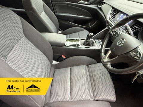 Vauxhall Insignia 1.5 Insignia Design TD 5dr 41