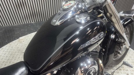 Yamaha XVS DRAGSTAR 650 2005 ONLY 11K NEW MOT SERVICED 650CC CRUISER A2 39