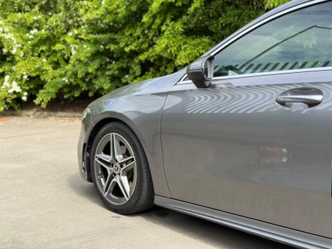 Mercedes-Benz A Class 2.0 A200d AMG Line (Premium) 8G-DCT Euro 6 (s/s) 5dr 22