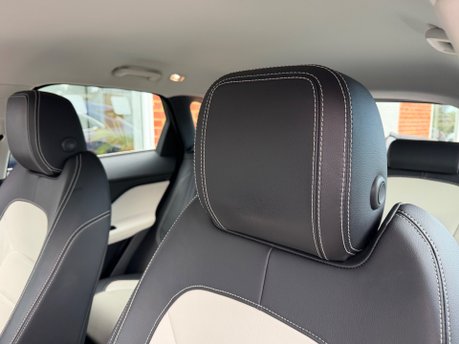 Jaguar F-Pace 2.0 P300 R-Sport SUV 5dr Petrol Auto AWD Euro 6 (s/s) (300 ps) 51