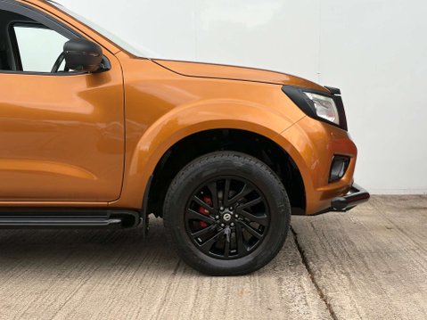 Nissan Navara 2.3 Navara Tekna dCi Auto 4WD 5dr 14