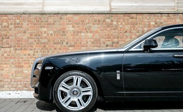 Rolls-Royce Ghost Series II 25