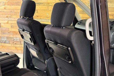 Nissan Serena 15